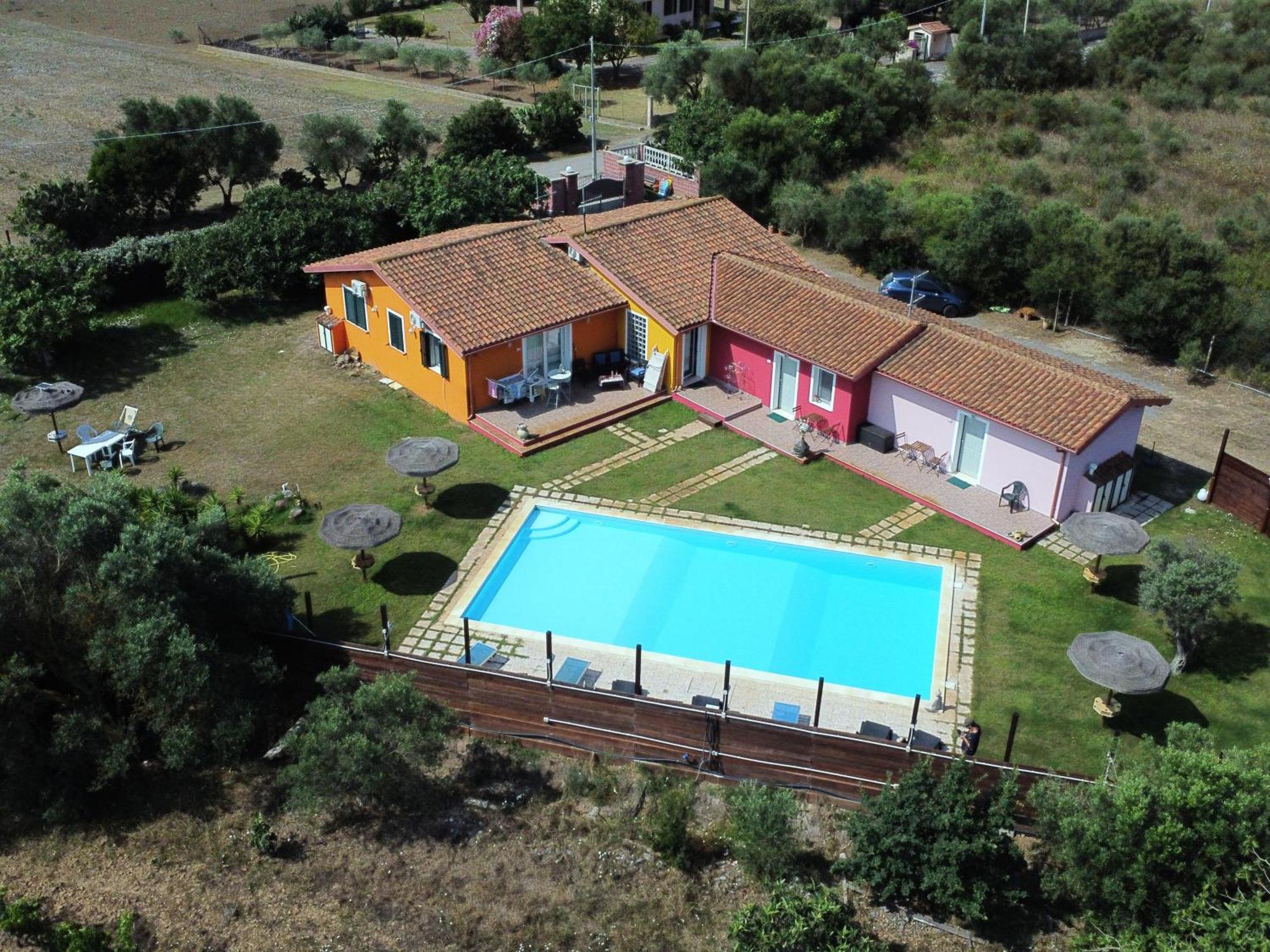 Villa Erilia San Giovanni Suèrgiu Exterior foto